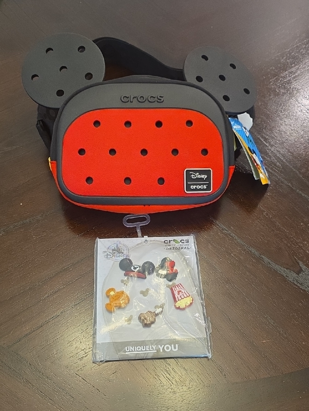 NWT Rare EXCLUSIVE Disney X Crocs Drop Red Mickey Ear Crossbody Bag